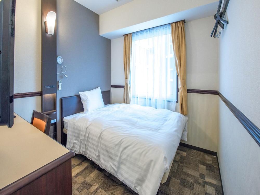 Toyoko Inn Yokohama Kannai Kültér fotó